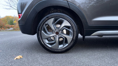 Hyundai Tucson 2.0 CRDi Blue Drive Premium 5dr 2WD Diesel Estate